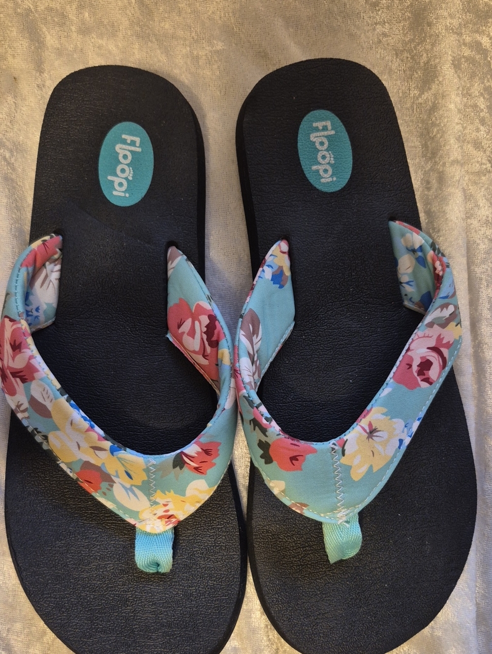 Floopi Womens Isabella Floral Yoga Mat Flip Flops Size 8